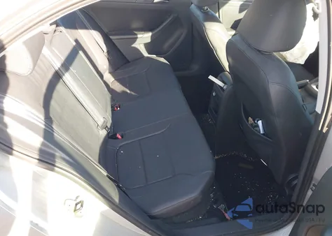 2011 Volkswagen Jetta 2.5L Se from USA, damaged, VIN 3VWDX7AJ0BM327265